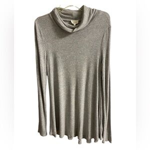 Deletta Gray Knit Top tunic turtleneck Large